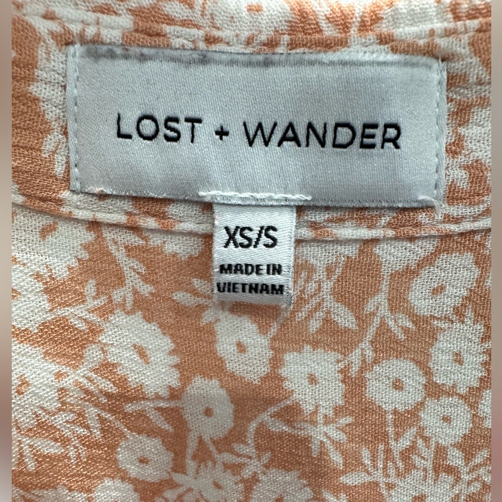 Lost + Wander Peach Floral Button Down Shirt - Picture 7 of 9